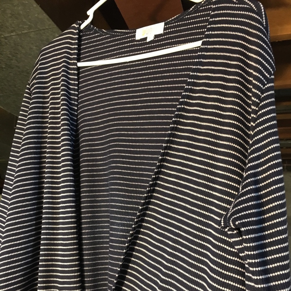 NWOT blue and white ribbed Sarah - Lularoe